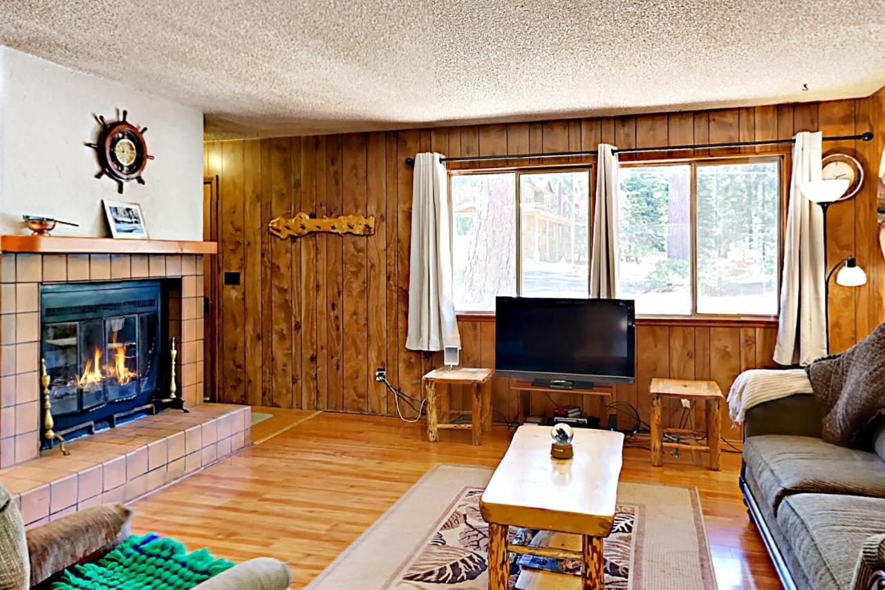Pineland Escape Villa Tahoe City Exterior photo
